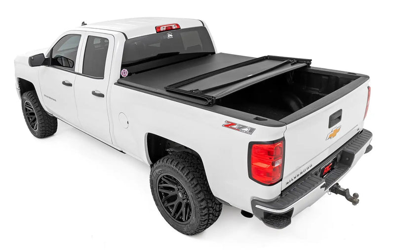 Soft Tri-Fold Bed Cover | Chevy/GMC 1500 (2014-2018)